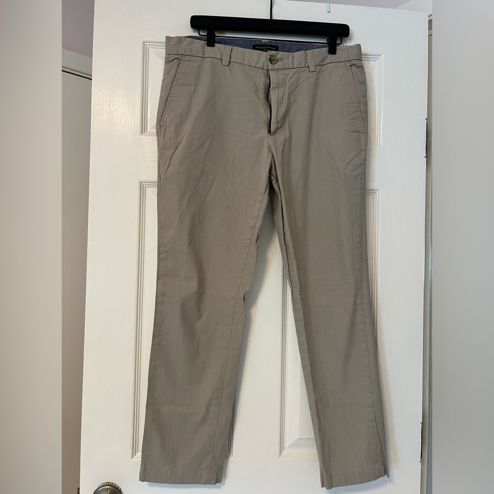 Banana Republic Men’s Khaki Pinstripe Fulton Skinny Chino Pants